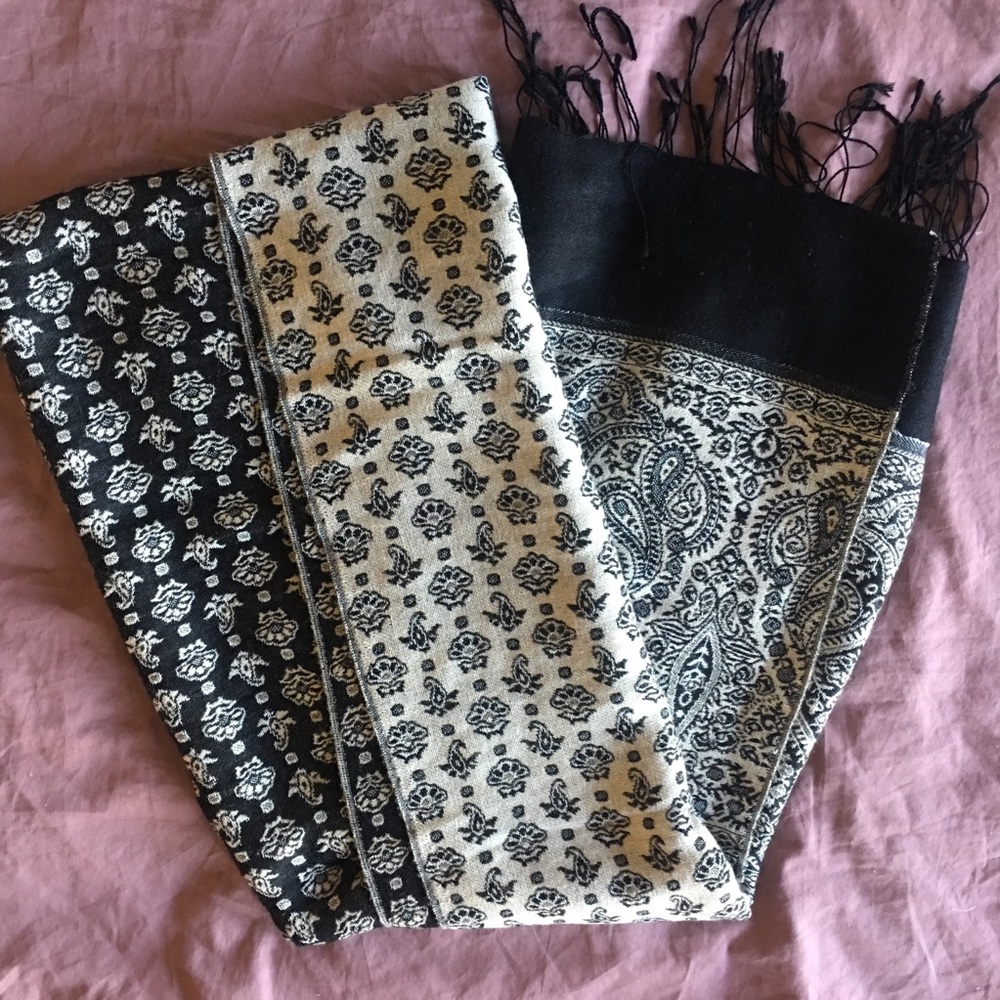 Reversible Scarf